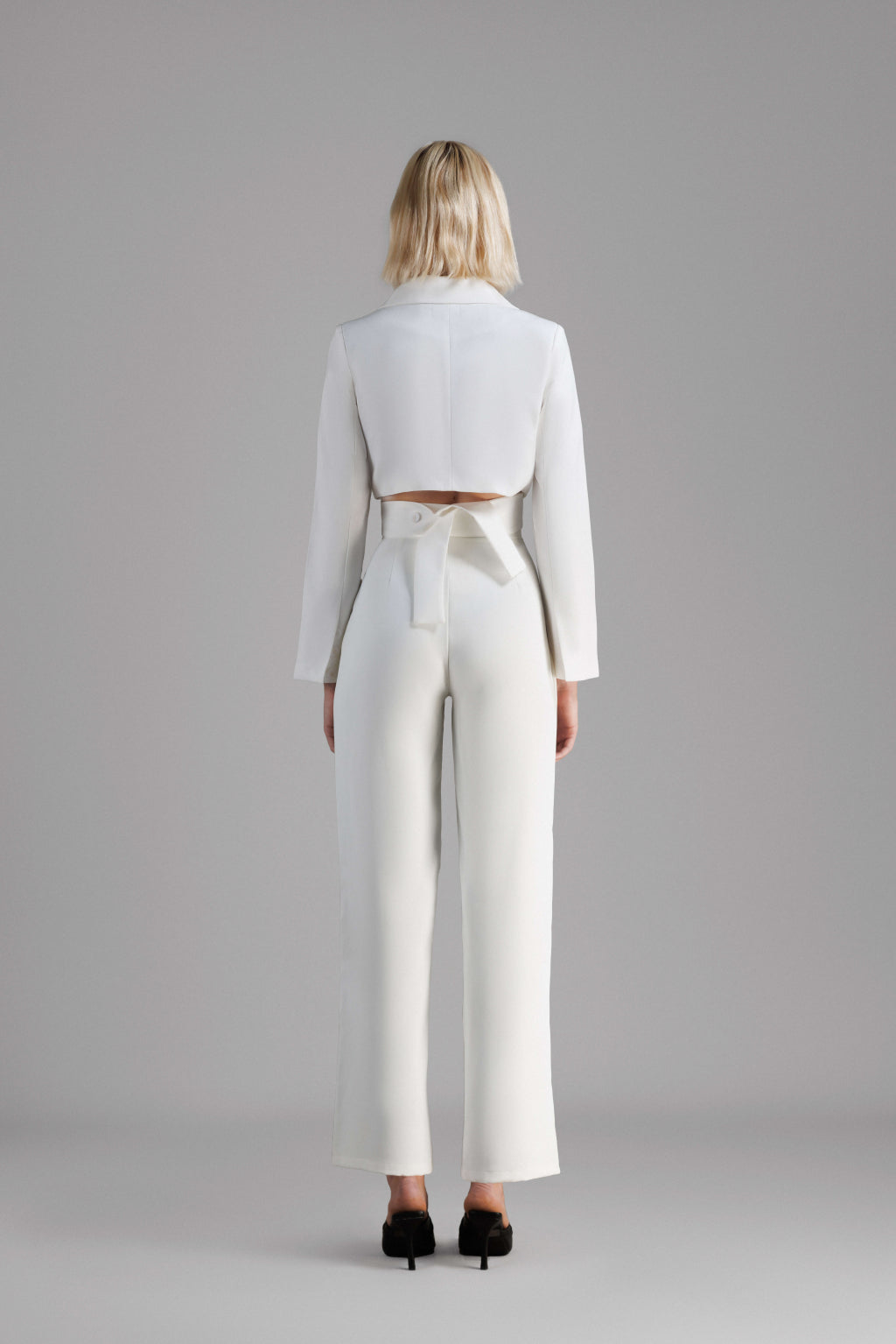 SANDRA CROPPED BLAZER - WHITE