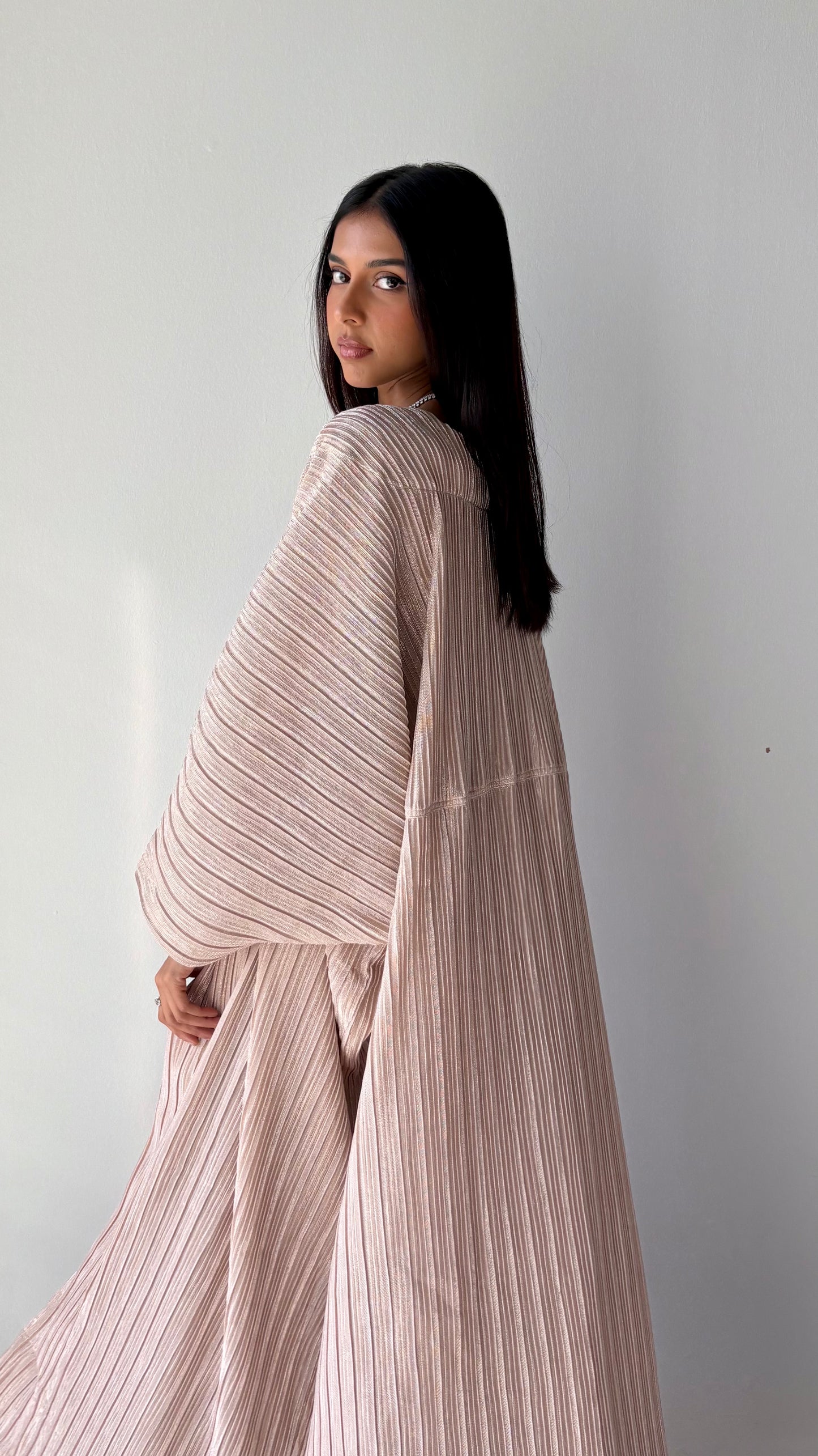 Talia Abaya - Rose Pink Waves